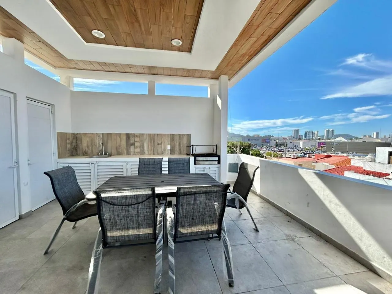 Muy Cerca De Zona Dorada Y Centrico , By G P S Rentas Apartment Mazatlan